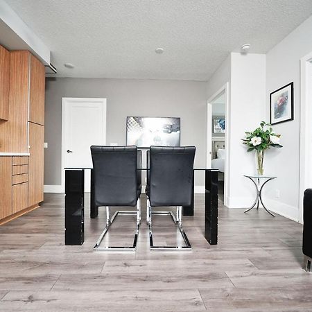 Grand Royal Condos - Cn Tower Торонто Екстер'єр фото