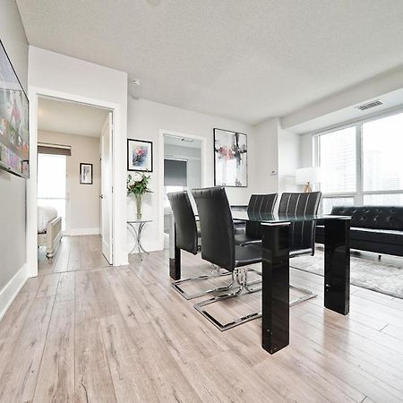 Grand Royal Condos - Cn Tower Торонто Екстер'єр фото