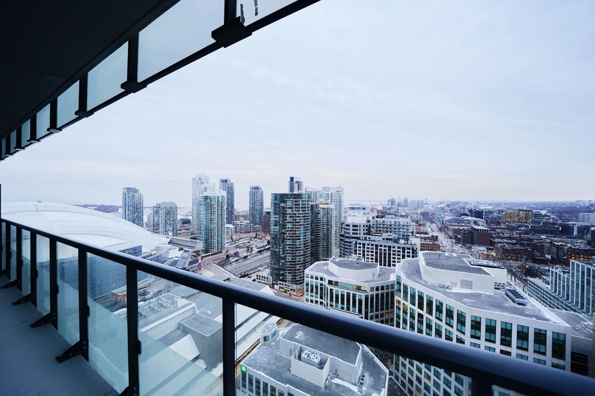 Grand Royal Condos - Cn Tower Торонто Екстер'єр фото