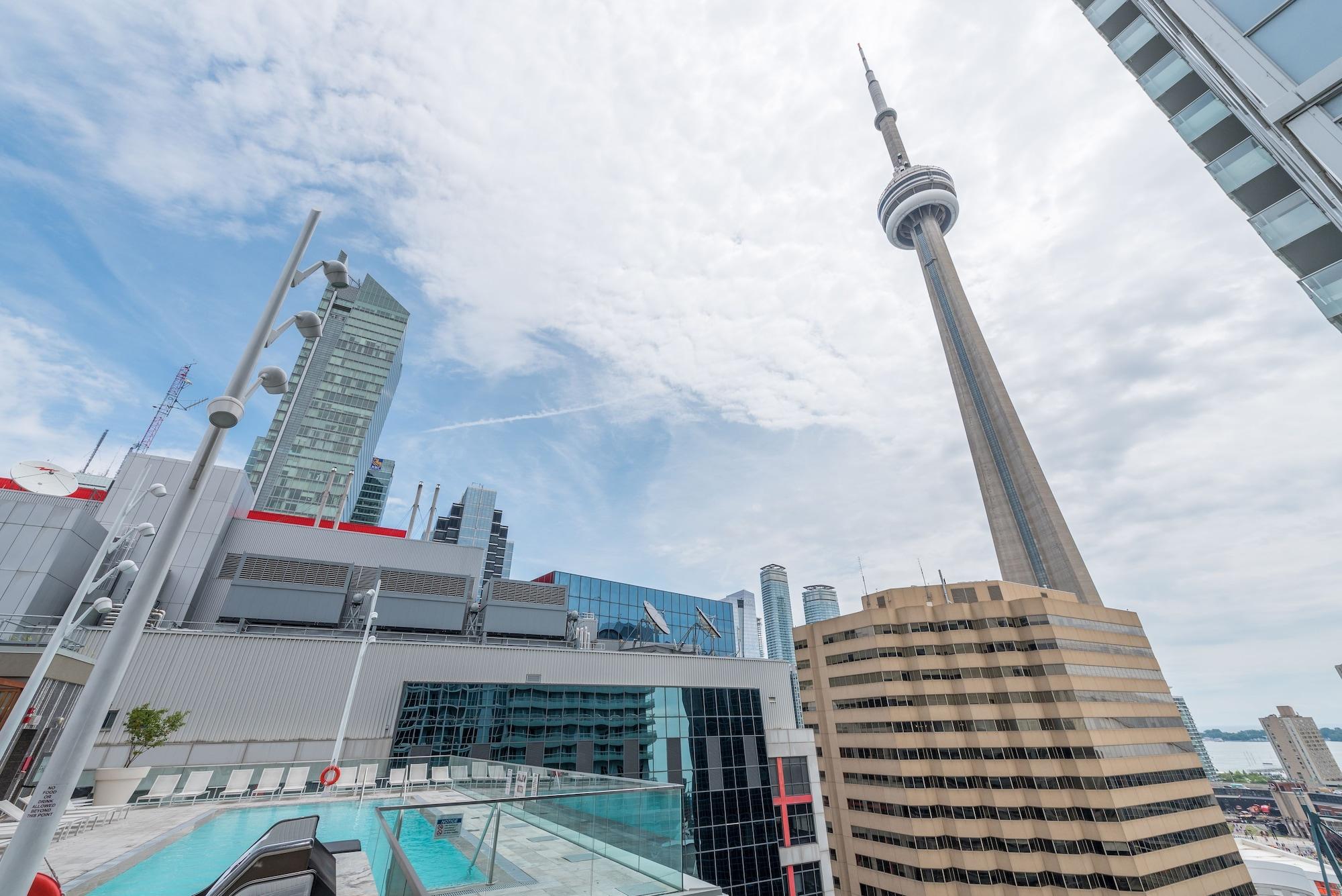 Grand Royal Condos - Cn Tower Торонто Екстер'єр фото