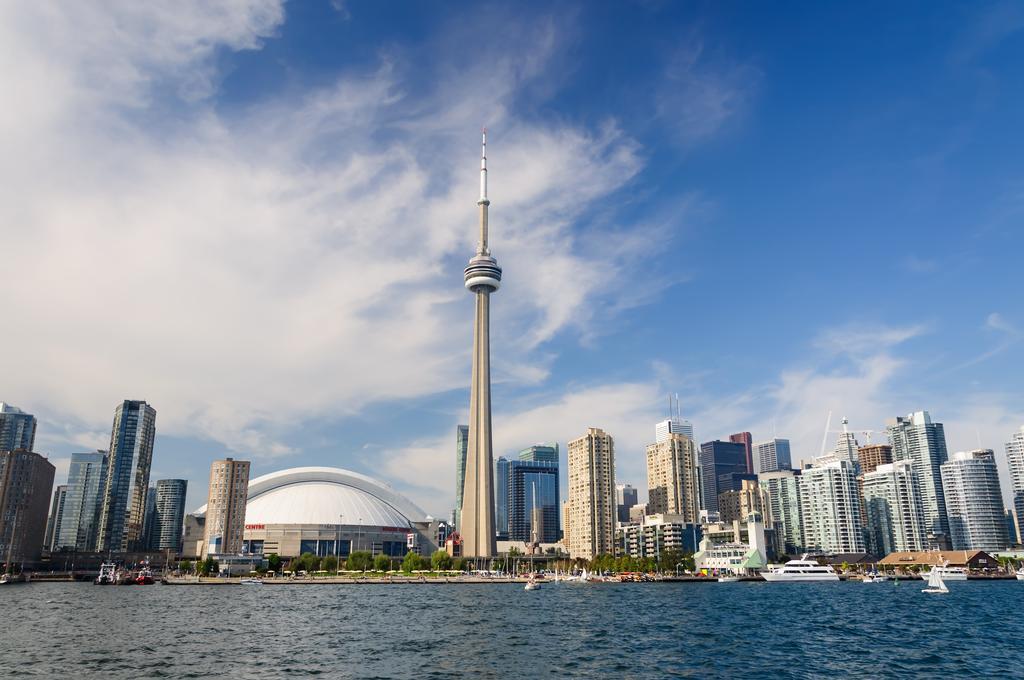 Grand Royal Condos - Cn Tower Торонто Екстер'єр фото