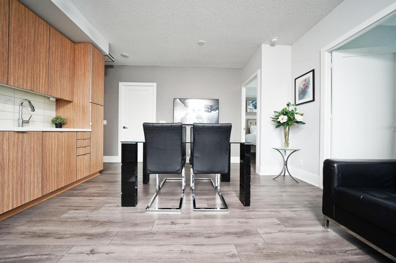 Grand Royal Condos - Cn Tower Торонто Екстер'єр фото