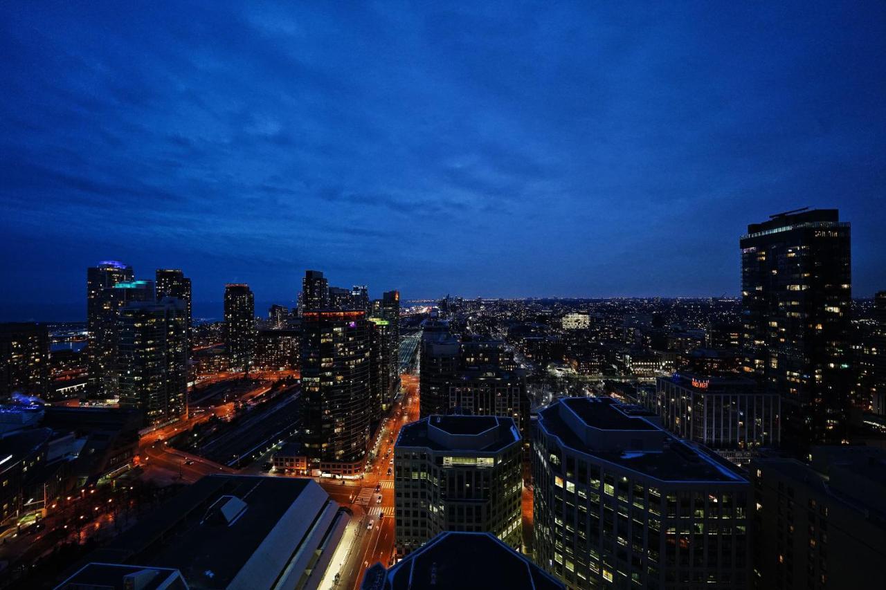Grand Royal Condos - Cn Tower Торонто Екстер'єр фото