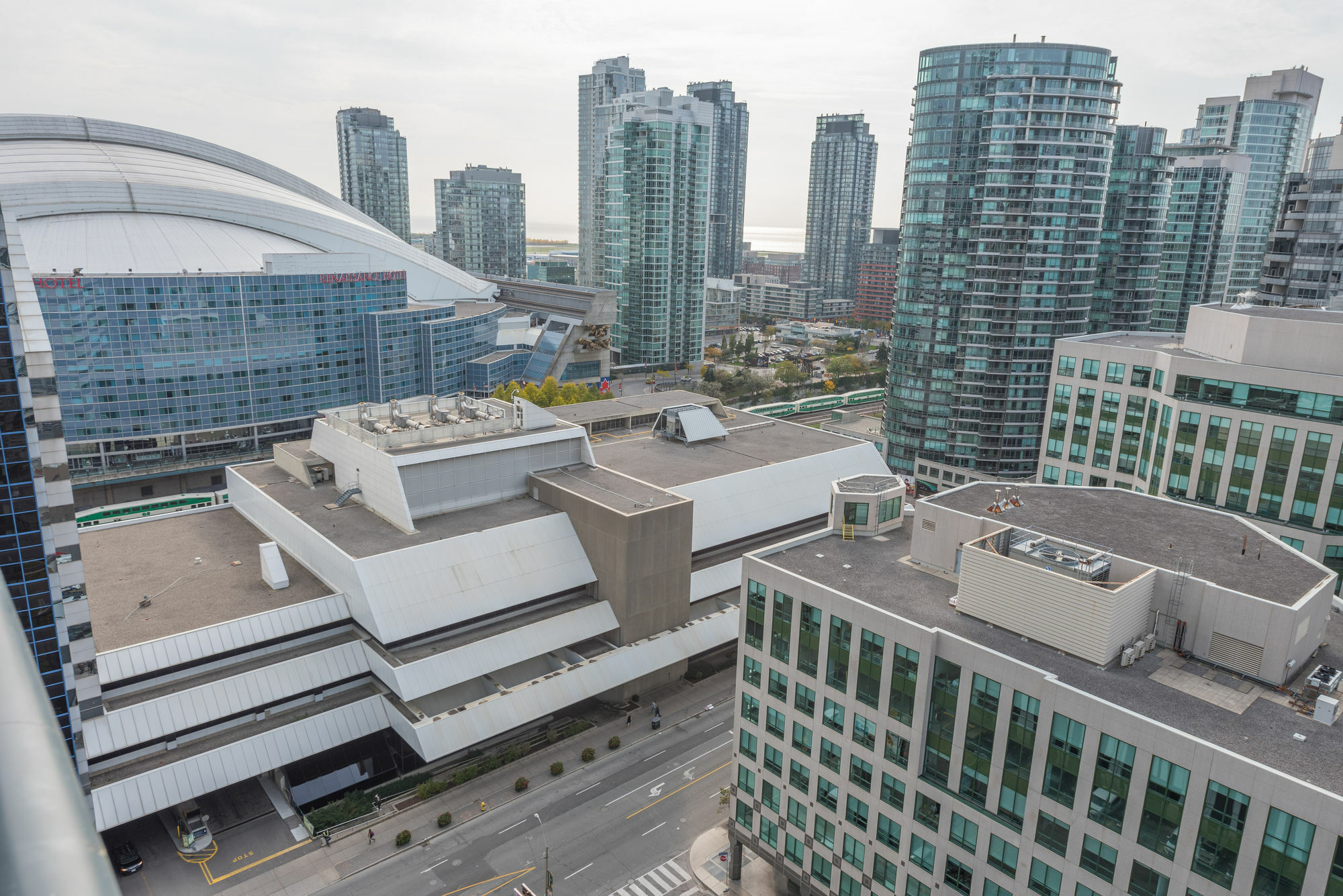 Grand Royal Condos - Cn Tower Торонто Екстер'єр фото